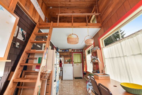 417 Sunset Place, Mayne Island, BC 