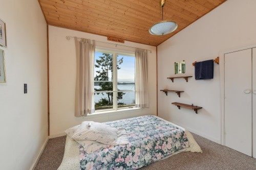 417 Sunset Place, Mayne Island, BC 