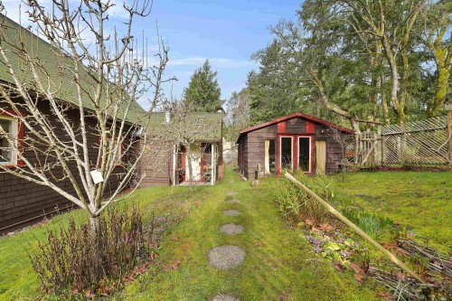 417 Sunset Place, Mayne Island, BC 