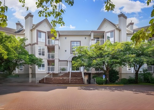 321-7453 Moffatt Road  Richmond, BC V6Y 1X9