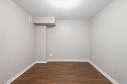 158 22Nd Street W, North Vancouver, BC 