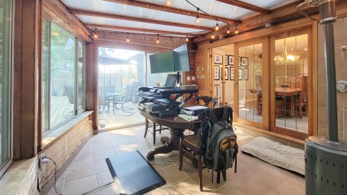 3595 Wellington Crescent, North Vancouver, BC 