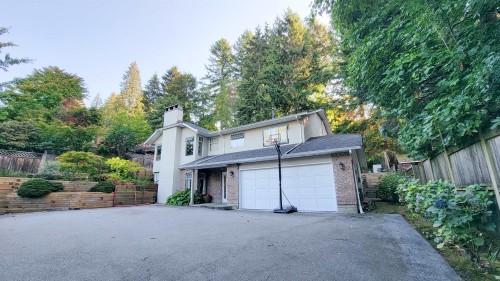 3595 Wellington Crescent, North Vancouver, BC 