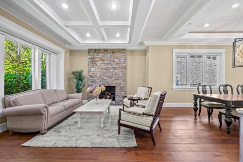 4042 34Th Avenue W, Vancouver, BC 