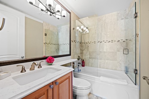 4042 34Th Avenue W, Vancouver, BC 