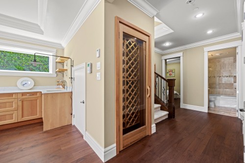 4042 34Th Avenue W, Vancouver, BC 