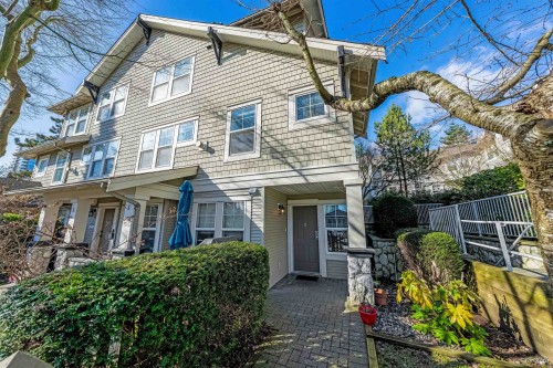 3-7179 18Th Avenue, Burnaby, BC 