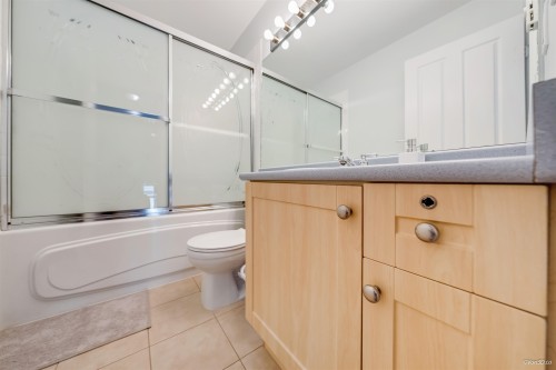 3-7179 18Th Avenue, Burnaby, BC 