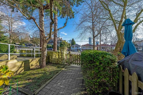 3-7179 18Th Avenue, Burnaby, BC 