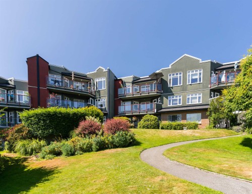 212-2800 Chesterfield Avenue, North Vancouver, BC 