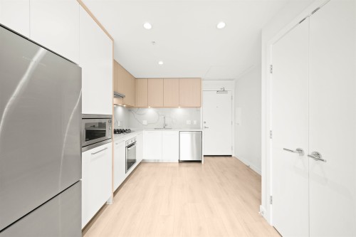 404-567 Clarke Road, Coquitlam, BC 