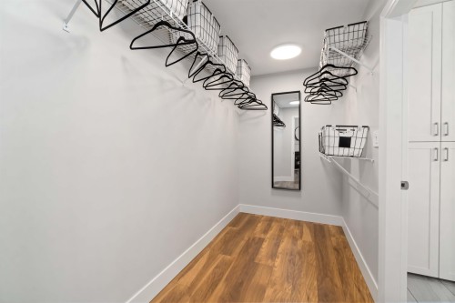 401-1281 Parkgate Avenue, North Vancouver, BC 