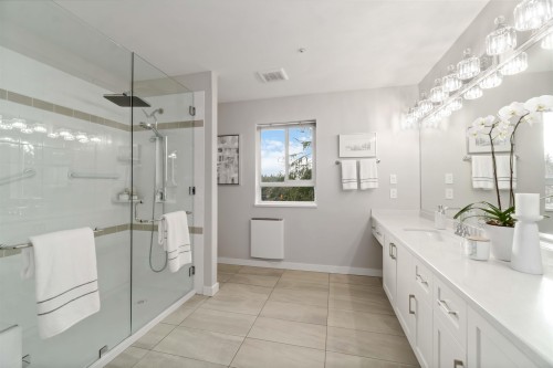 401-1281 Parkgate Avenue, North Vancouver, BC 