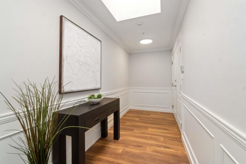 401-1281 Parkgate Avenue, North Vancouver, BC 