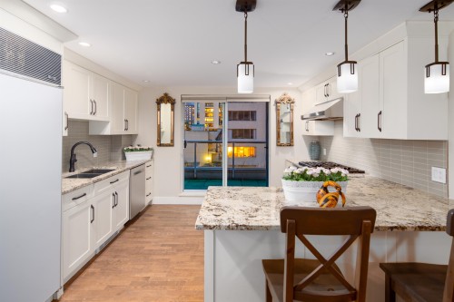 Ph-1403 Beach Avenue, Vancouver, BC 