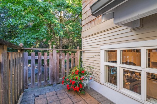 1-8581 Jellicoe Street, Vancouver, BC 