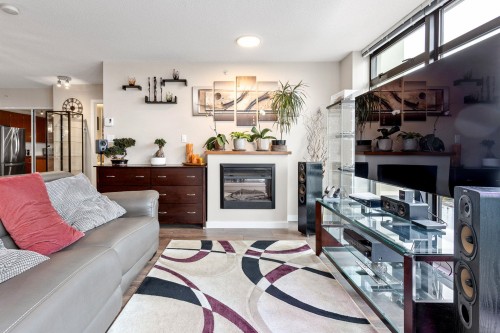 1106-610 Victoria Street, New Westminster, BC 