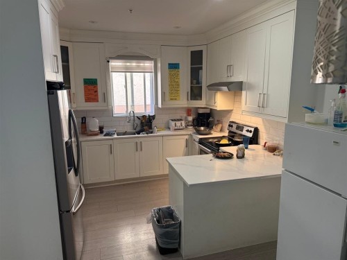 2681 41St Street E, Vancouver, BC 