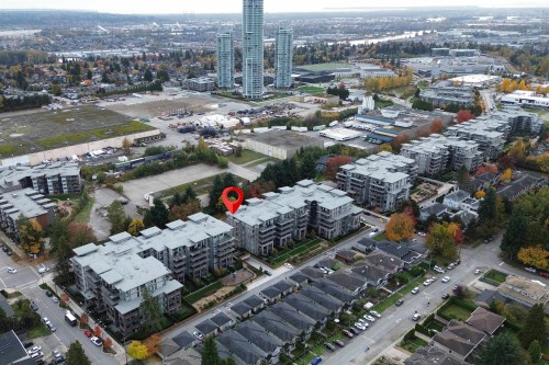 607-7588 16Th Street, Burnaby, BC 