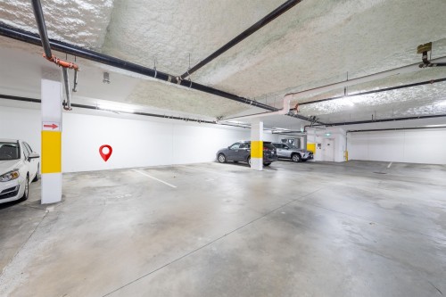 607-7588 16Th Street, Burnaby, BC 