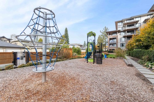 607-7588 16Th Street, Burnaby, BC 