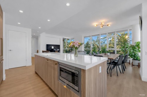 1101-2325 Emery Court, North Vancouver, BC 