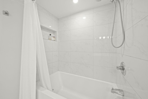 211-4111 Francis Road, Richmond, BC 