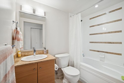 502-977 Mainland Street, Vancouver, BC 