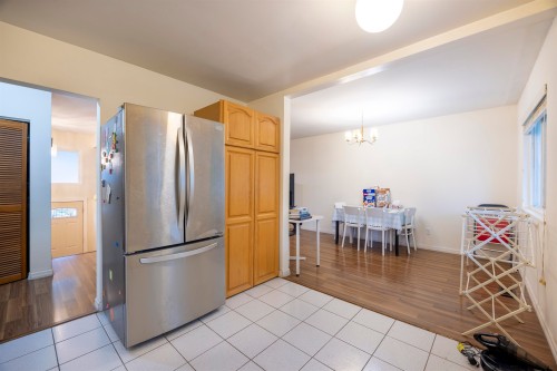 675 Duncan Avenue, Burnaby, BC 