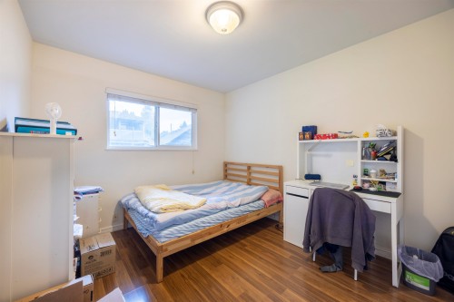 675 Duncan Avenue, Burnaby, BC 