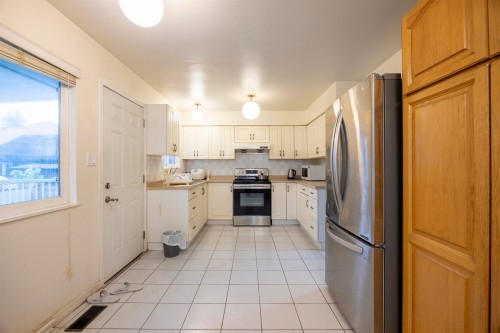 675 Duncan Avenue, Burnaby, BC 