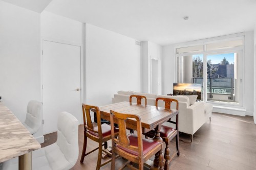 307-3668 10Th Avenue W, Vancouver, BC 