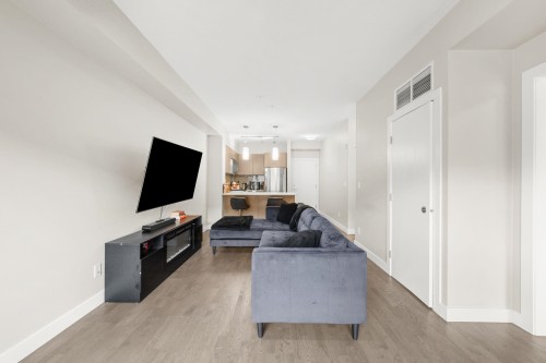 313-10155 River Drive, Richmond, BC 