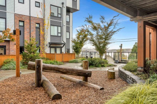 146-545 2Nd Street E, North Vancouver, BC 