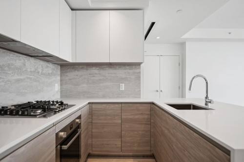 601-660 Quayside Drive, New Westminster, BC 