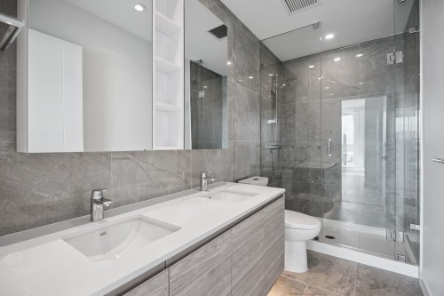 601-660 Quayside Drive, New Westminster, BC 