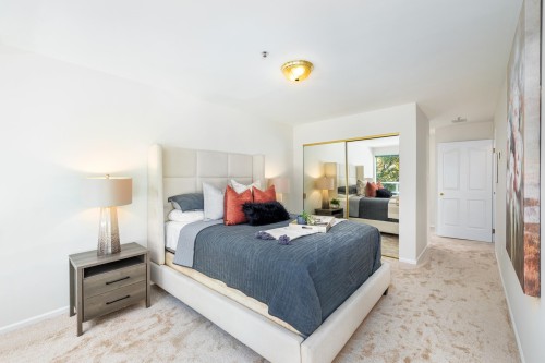 205-565 17Th Street, West Vancouver, BC 