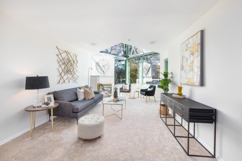 205-565 17Th Street, West Vancouver, BC 