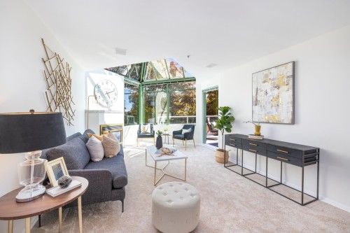 205-565 17Th Street, West Vancouver, BC 