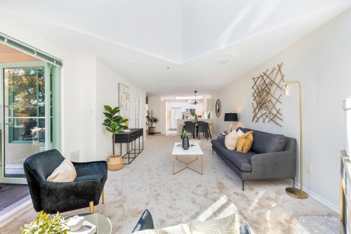 205-565 17Th Street, West Vancouver, BC 