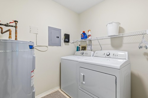 201-180 Ravine Drive, Port Moody, BC 