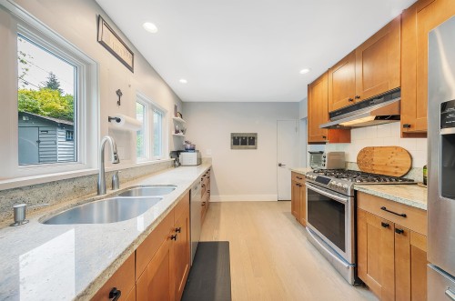 4106 Canterbury Crescent, North Vancouver, BC 