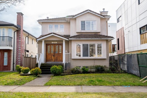 726 56Th Avenue E, Vancouver, BC 