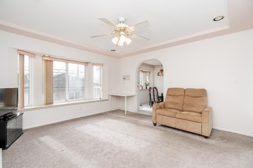 726 56Th Avenue E, Vancouver, BC 