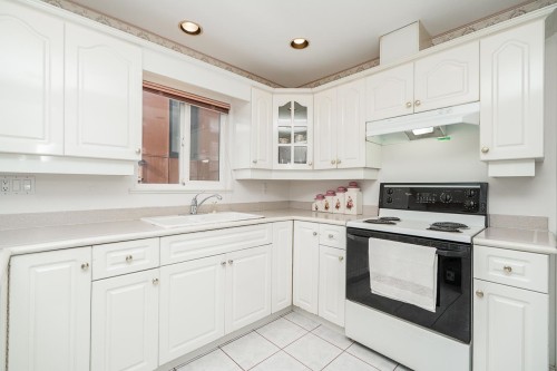 726 56Th Avenue E, Vancouver, BC 