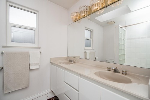 726 56Th Avenue E, Vancouver, BC 