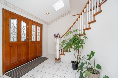 726 56Th Avenue E, Vancouver, BC 