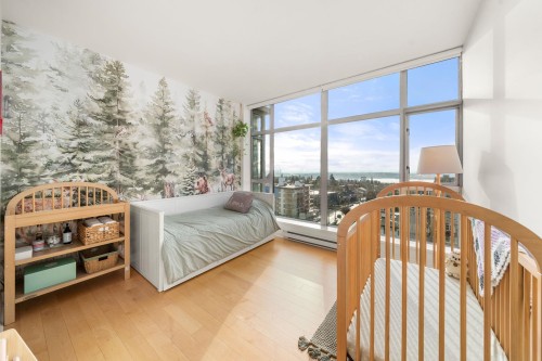 1006-160 13Th Street E, North Vancouver, BC 