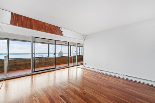 63-2212 Folkestone Way, West Vancouver, BC 