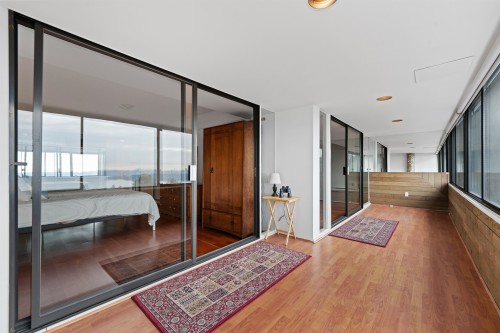 63-2212 Folkestone Way, West Vancouver, BC 